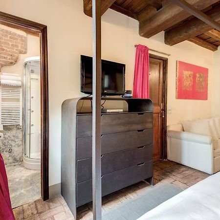 Bed and Breakfast Residenza Torre Colonna Roma Exterior foto