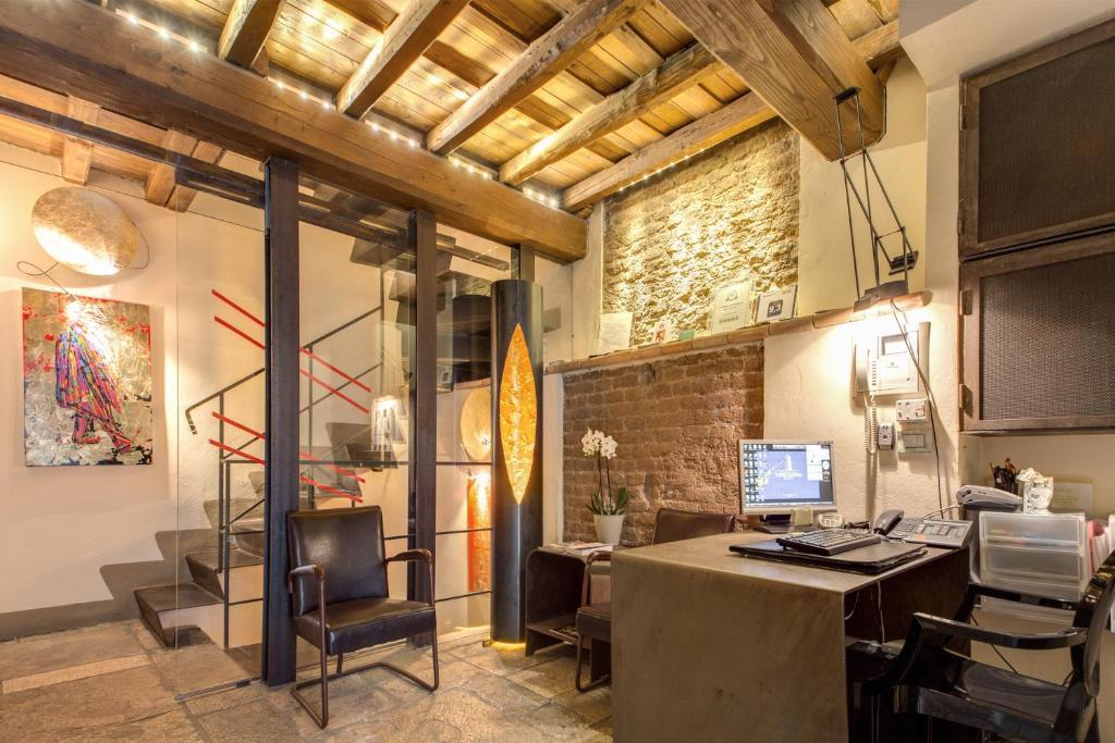 Bed and Breakfast Residenza Torre Colonna Roma Exterior foto