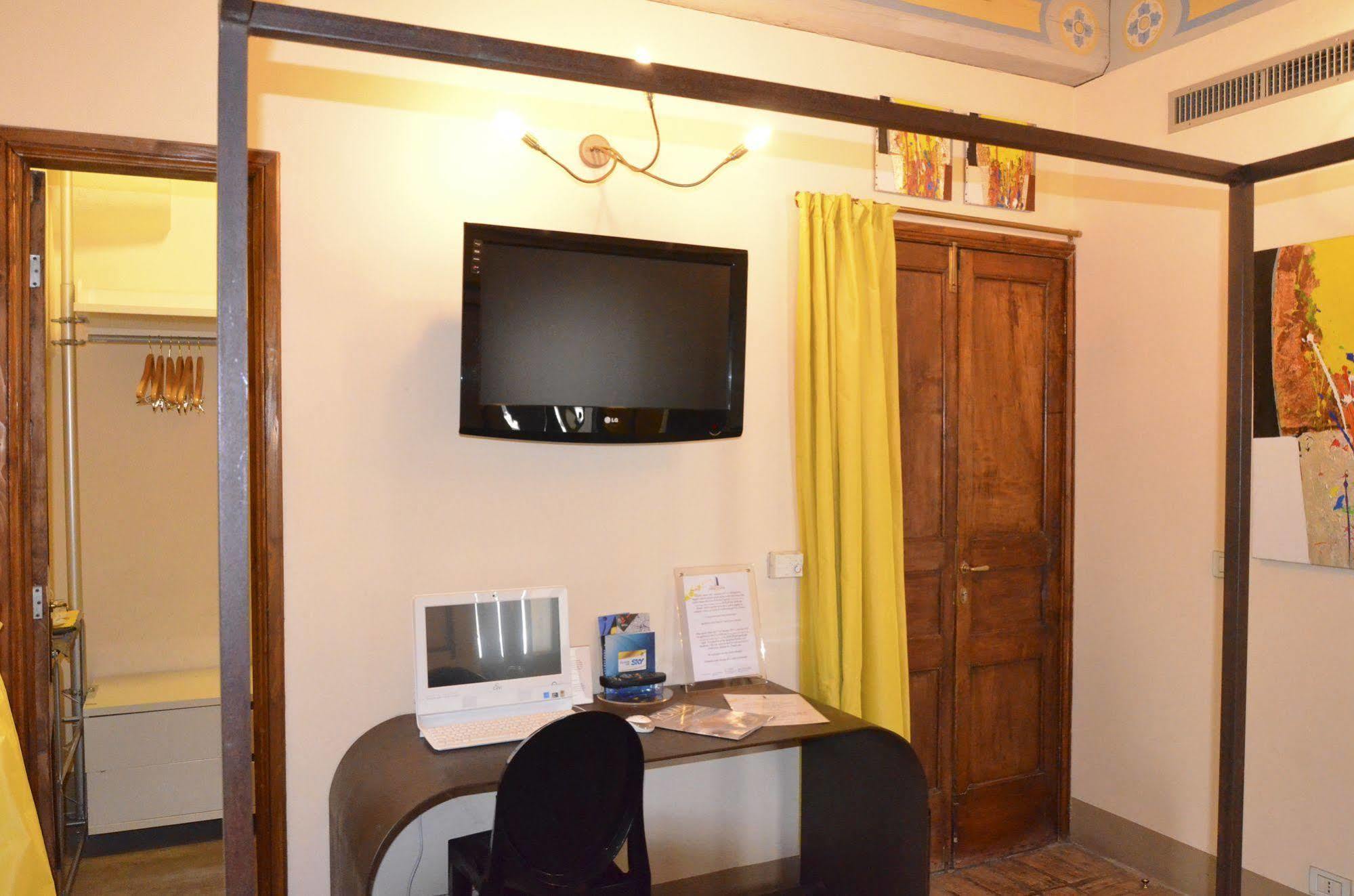 Bed and Breakfast Residenza Torre Colonna Roma Exterior foto